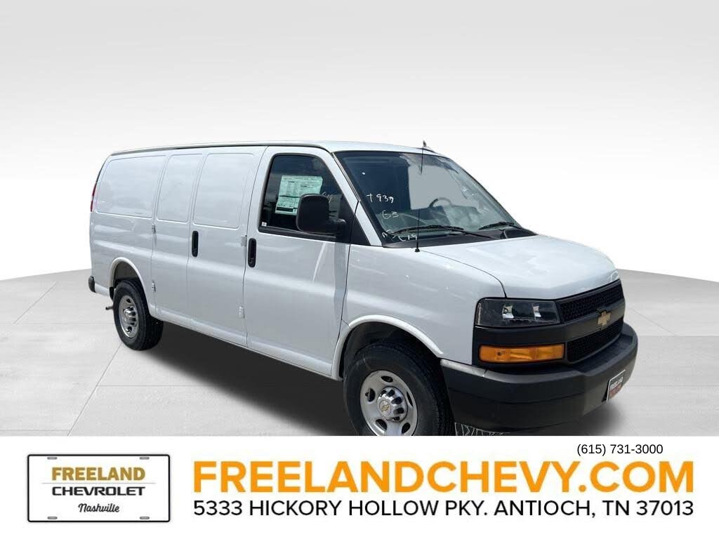 2025 Chevrolet Express Cargo 2500 RWD