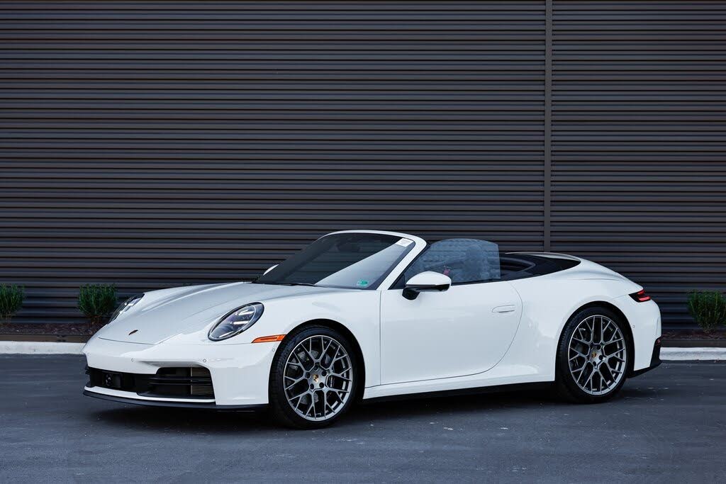 2025 Porsche 911 Carrera Cabriolet RWD