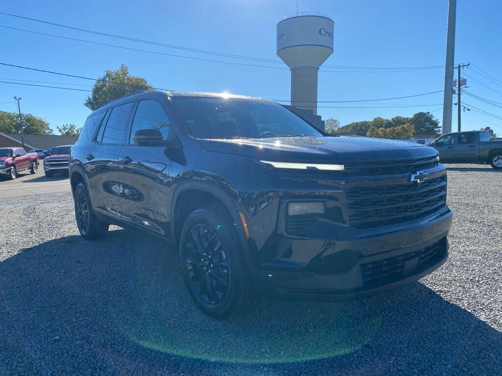 2026 Chevrolet Traverse LT FWD