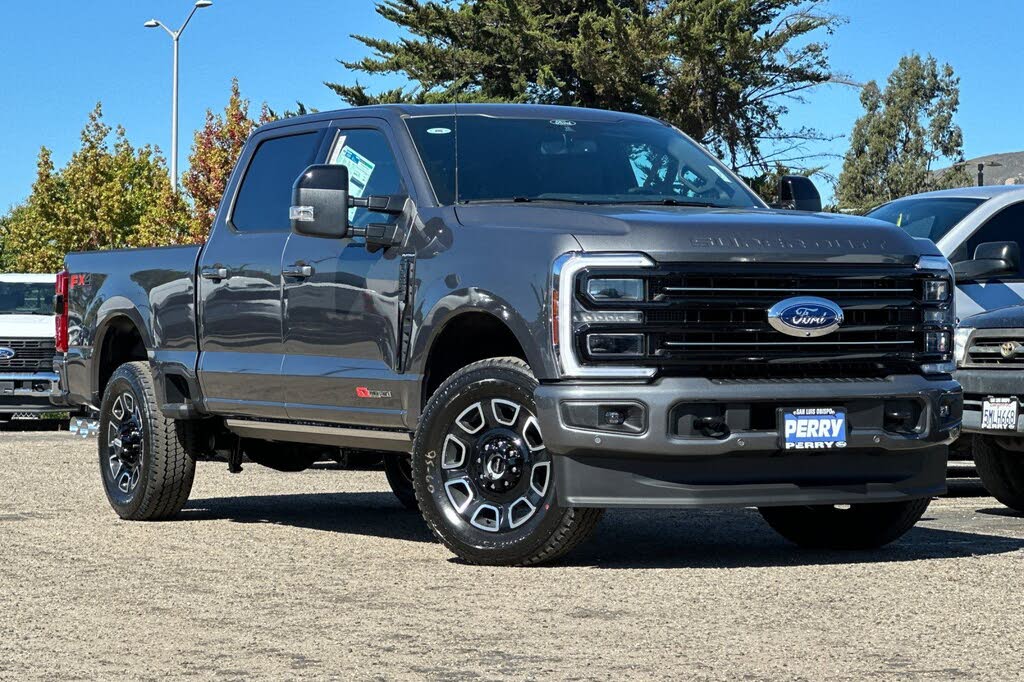 2026 Ford F-250 Super Duty Platinum Crew Cab 4WD