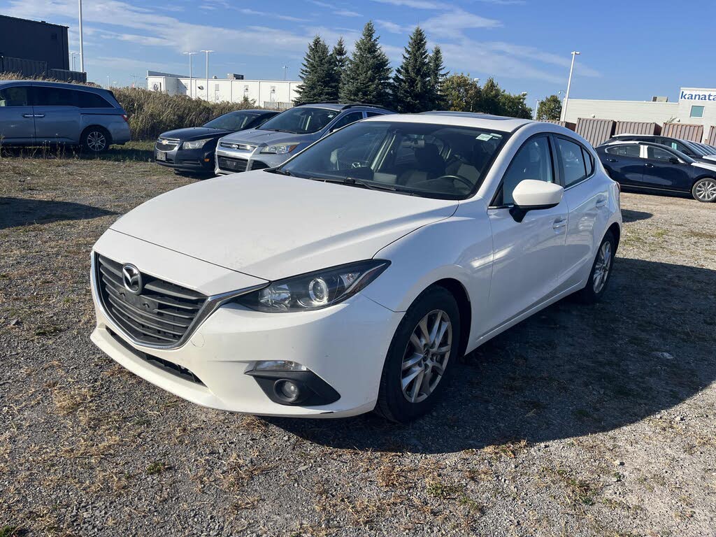 Mazda MAZDA3 i Touring Hatchback 2015
