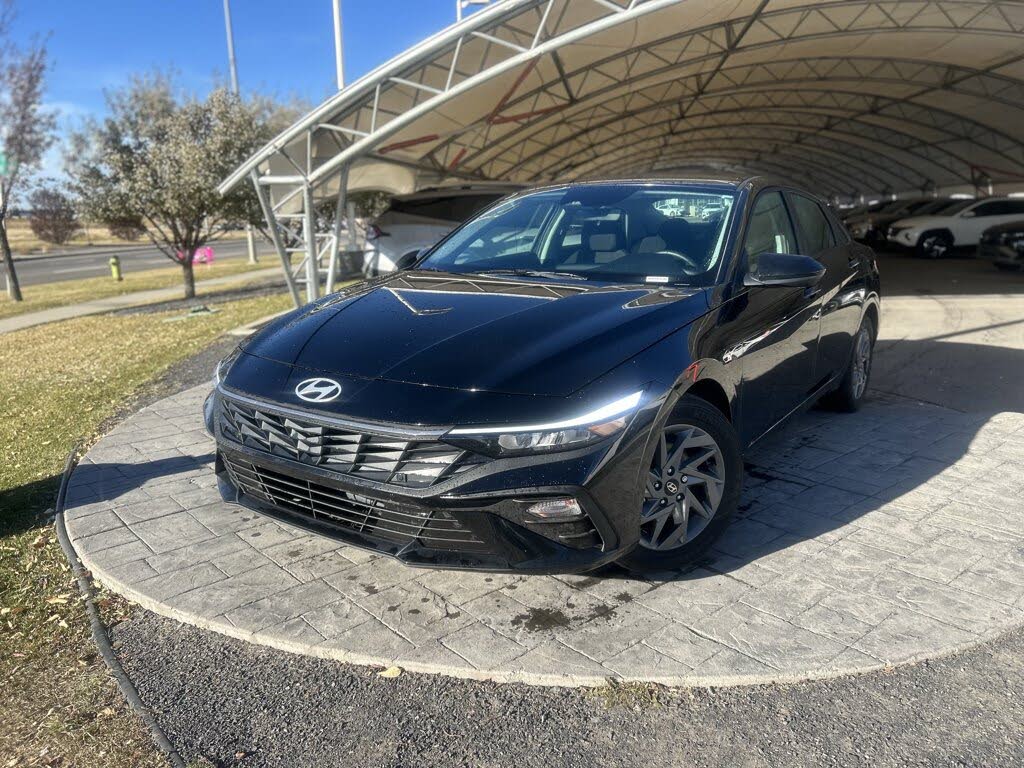 2026 Hyundai Elantra SEL Sport FWD