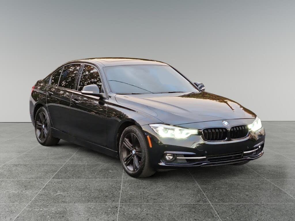2017 BMW 3 Series 330i Sedan RWD