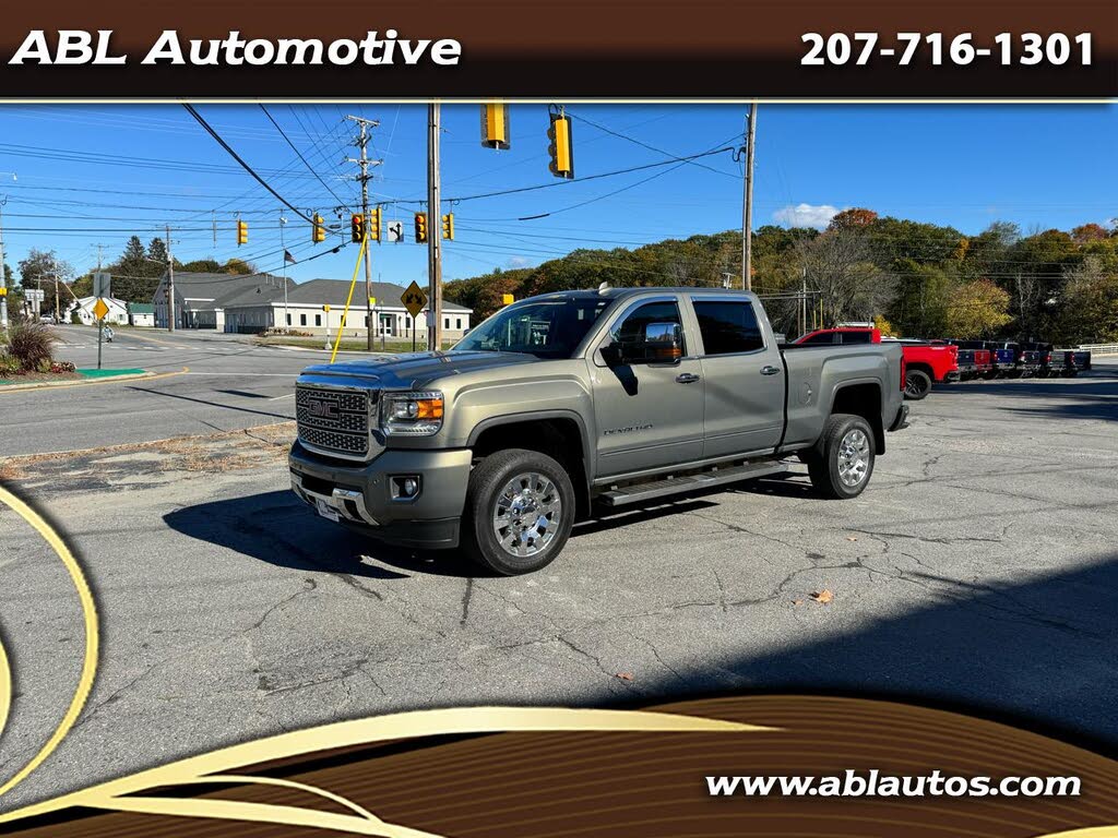 2018 GMC Sierra 2500HD Denali Crew Cab SB 4WD