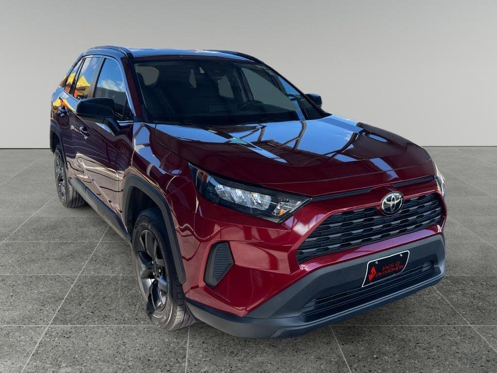2021 Toyota RAV4 LE FWD