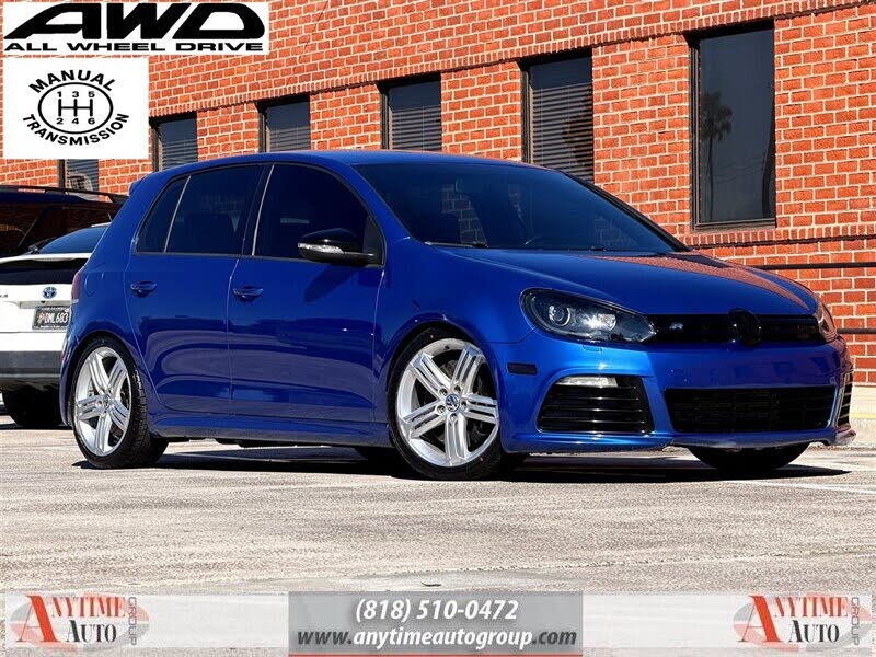 2013 Volkswagen Golf R 4-Door AWD