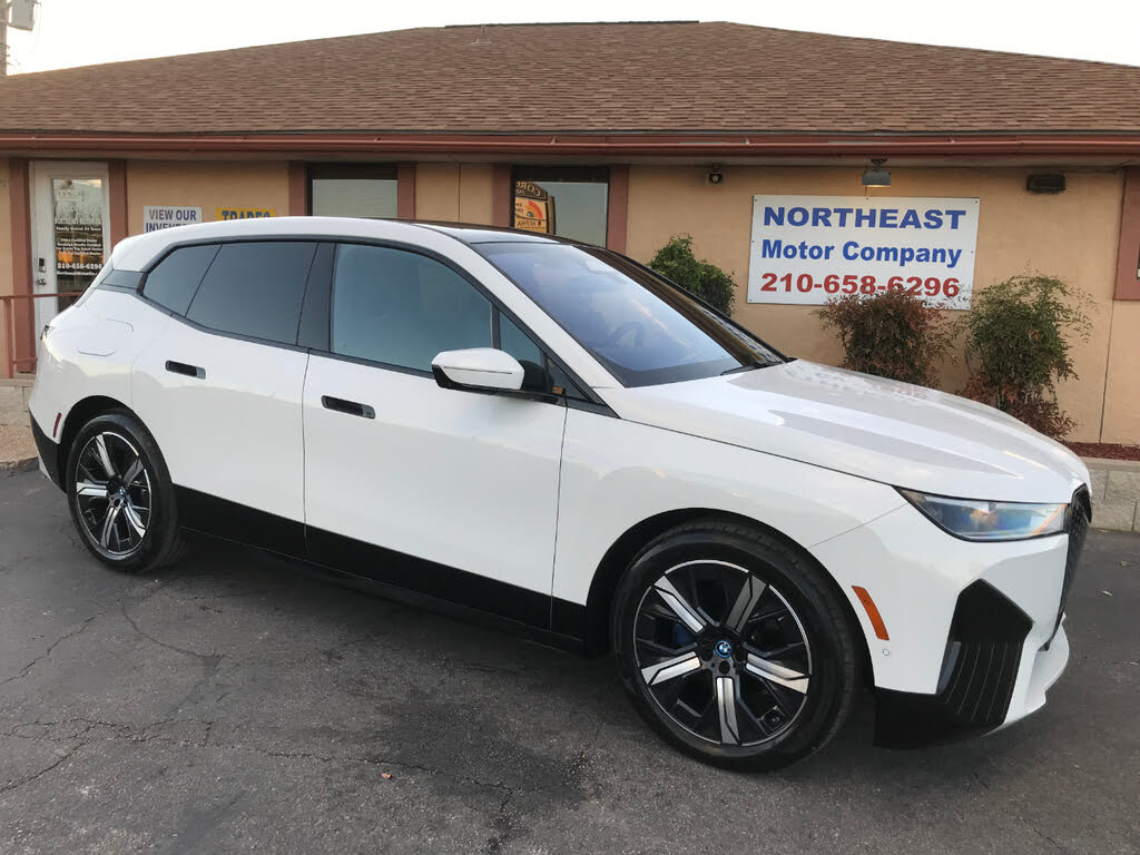 2022 BMW iX xDrive50 AWD