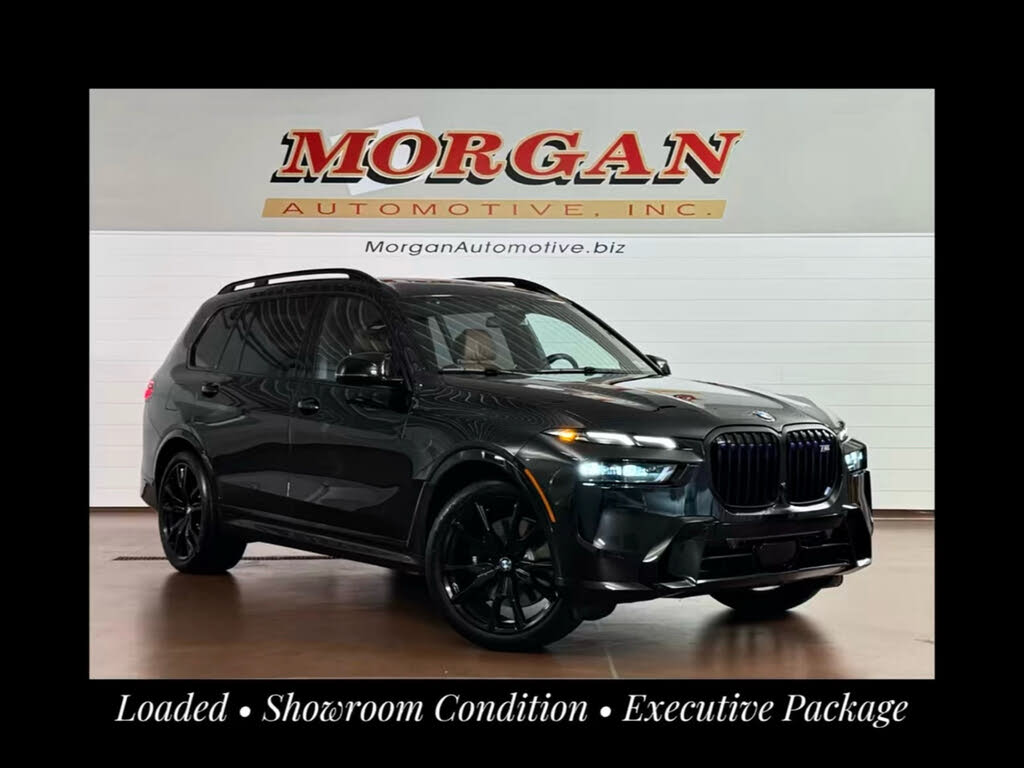 2025 BMW X7 M60i AWD