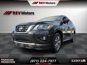 Nissan Pathfinder SV 4WD