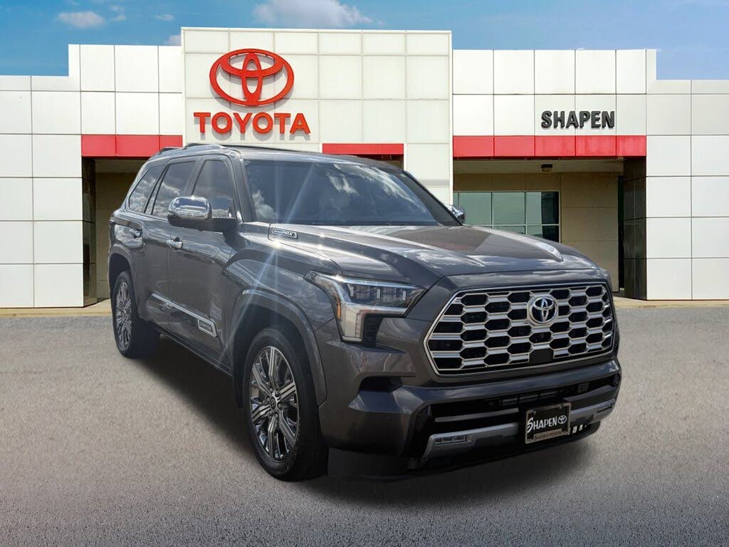 2024 Toyota Sequoia Capstone 4WD