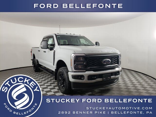2026 Ford F-350 Super Duty XL Crew Cab 4WD