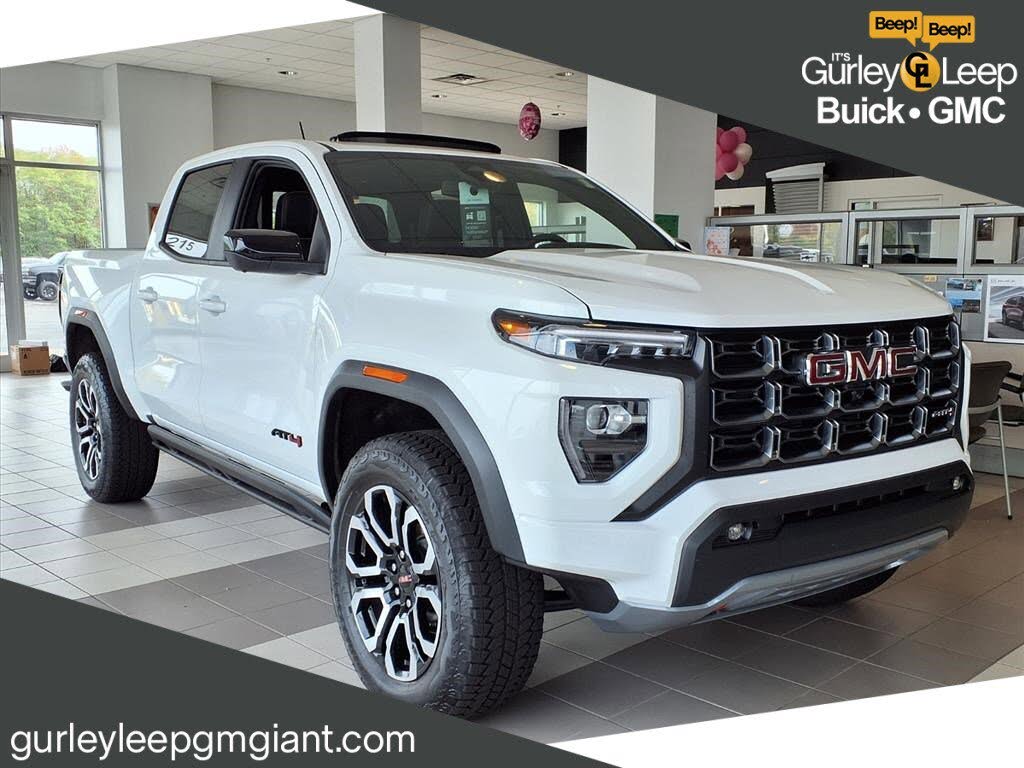 2025 GMC Canyon AT4 Crew Cab 4WD