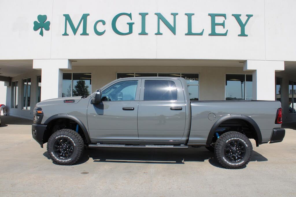 2026 RAM 2500 Tradesman Crew Cab 4WD