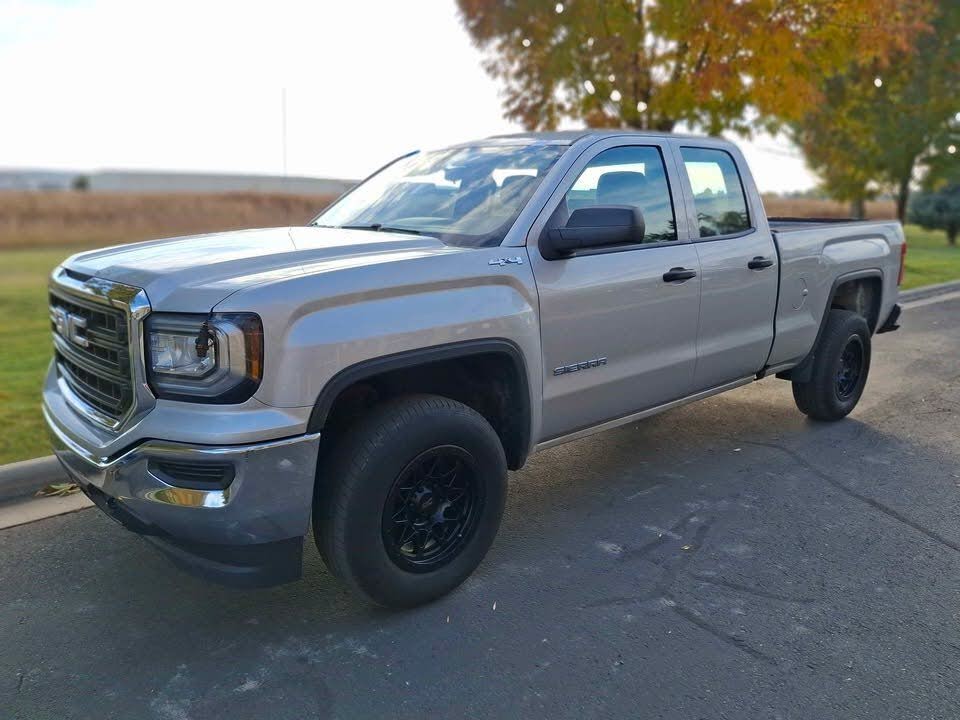 2017 GMC Sierra 1500 Base Double Cab 4WD
