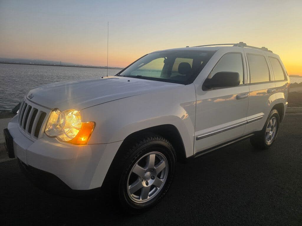 2010 Jeep Grand Cherokee Laredo 4WD