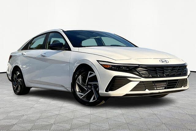 2025 Hyundai Elantra SEL Sport FWD