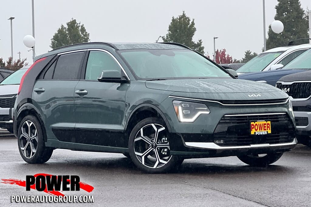 2025 Kia Niro SX Touring FWD