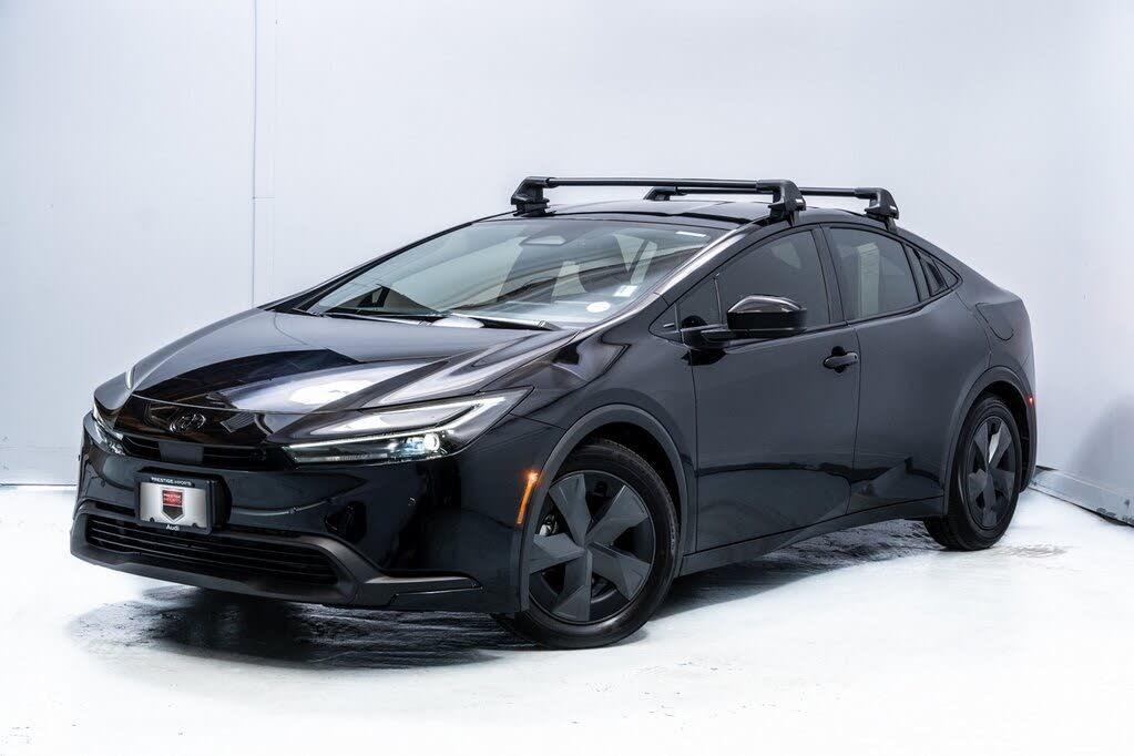 2026 Toyota Prius LE FWD