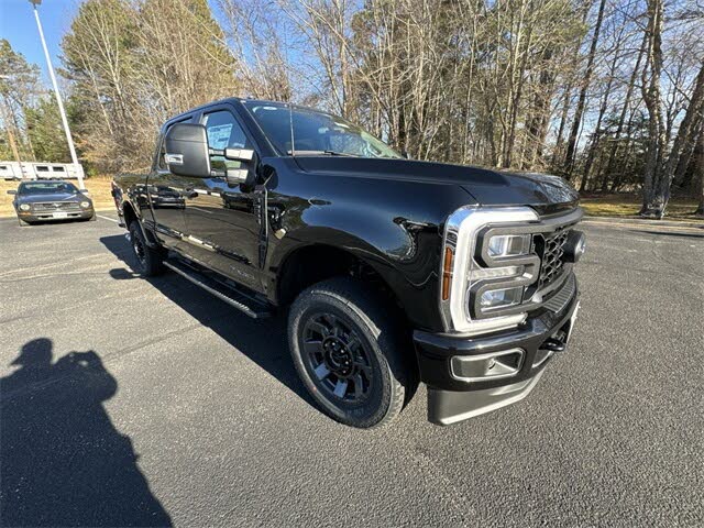2025 Ford F-250 Super Duty XL Crew Cab 4WD