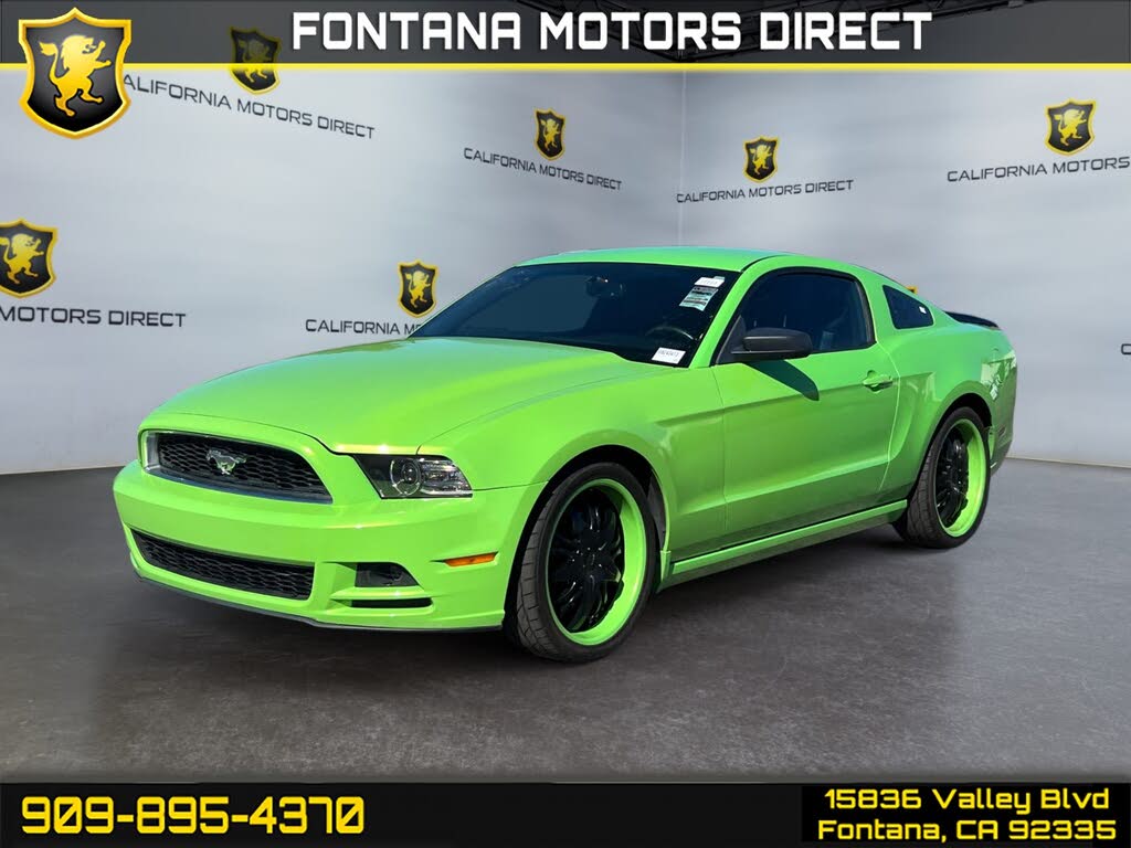 2013 Ford Mustang V6 Coupe RWD