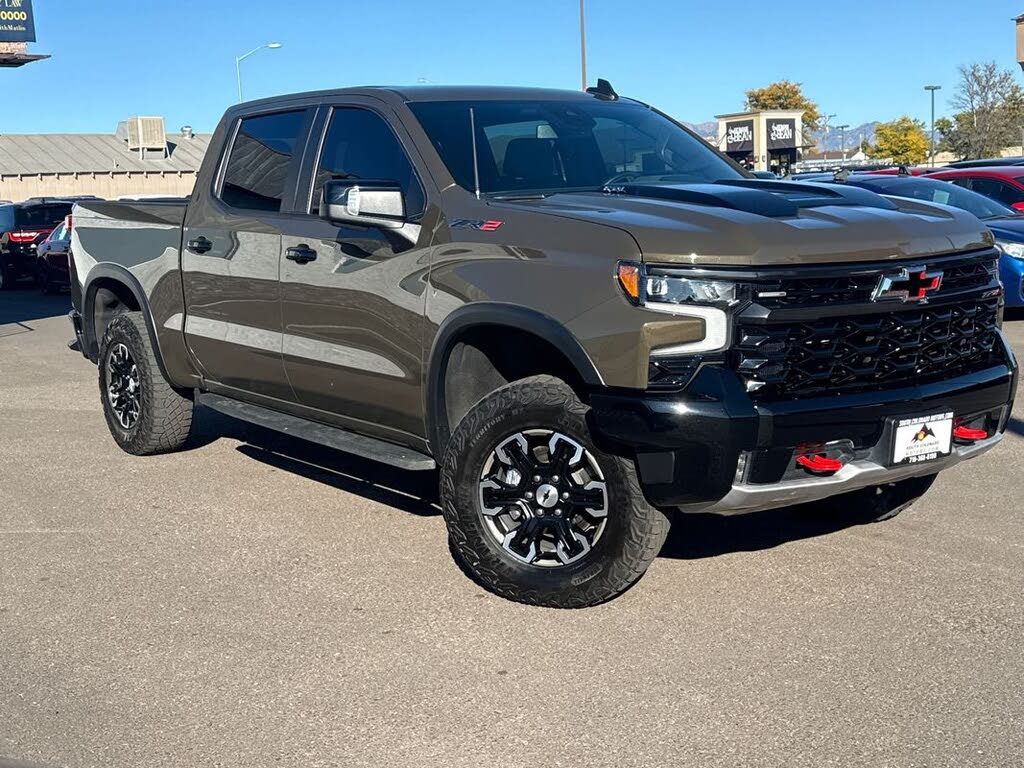 2023 Chevrolet Silverado 1500 ZR2 Crew Cab 4WD
