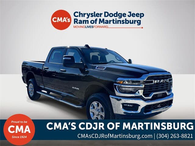 2025 RAM 3500 Big Horn Crew Cab 4WD