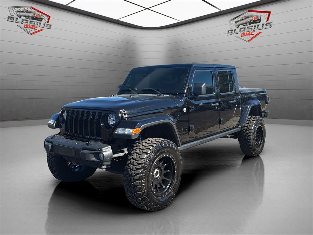 2021 Jeep Gladiator Sport Crew Cab 4WD