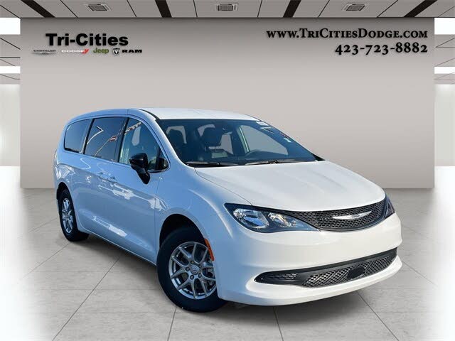 2026 Chrysler Voyager LX FWD