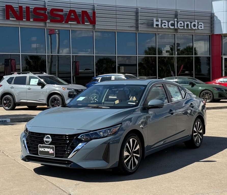 2025 Nissan Sentra SV FWD