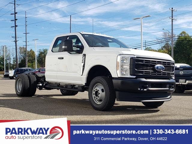 2026 Ford F-350 Super Duty Chassis XL SuperCab 4WD