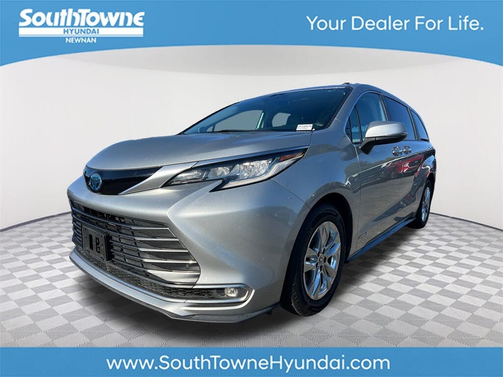 2021 Toyota Sienna Limited 7-Passenger FWD