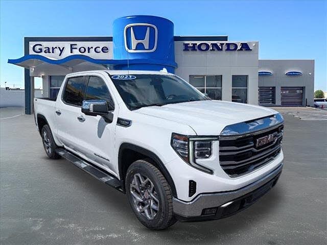 2023 GMC Sierra 1500 SLT Crew Cab 4WD