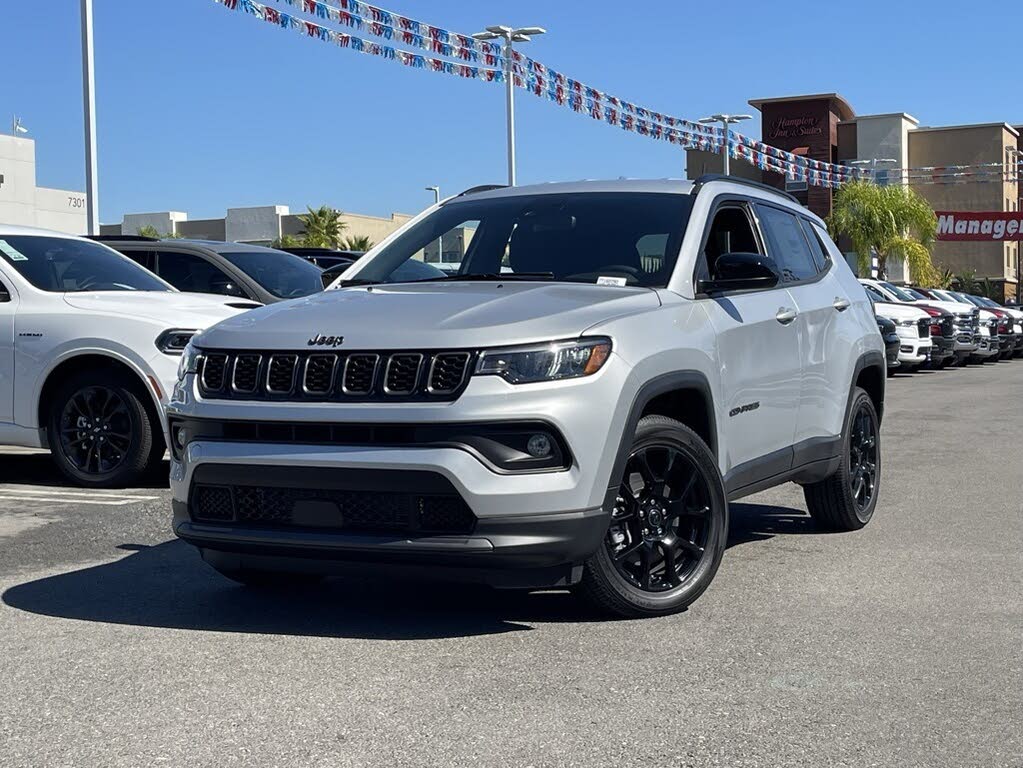 2026 Jeep Compass Latitude 4WD