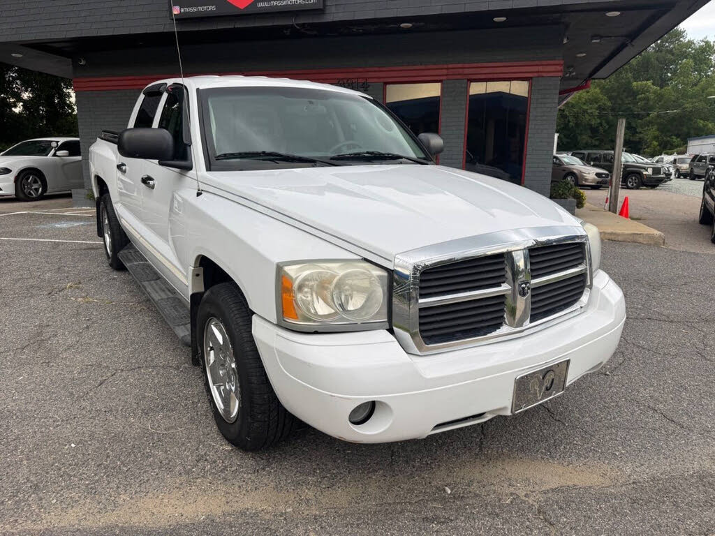 2005 Dodge Dakota Laramie Quad Cab RWD