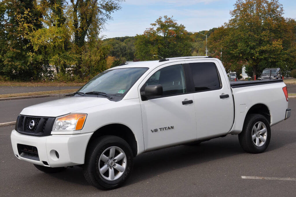 2013 Nissan Titan S Crew Cab 4WD