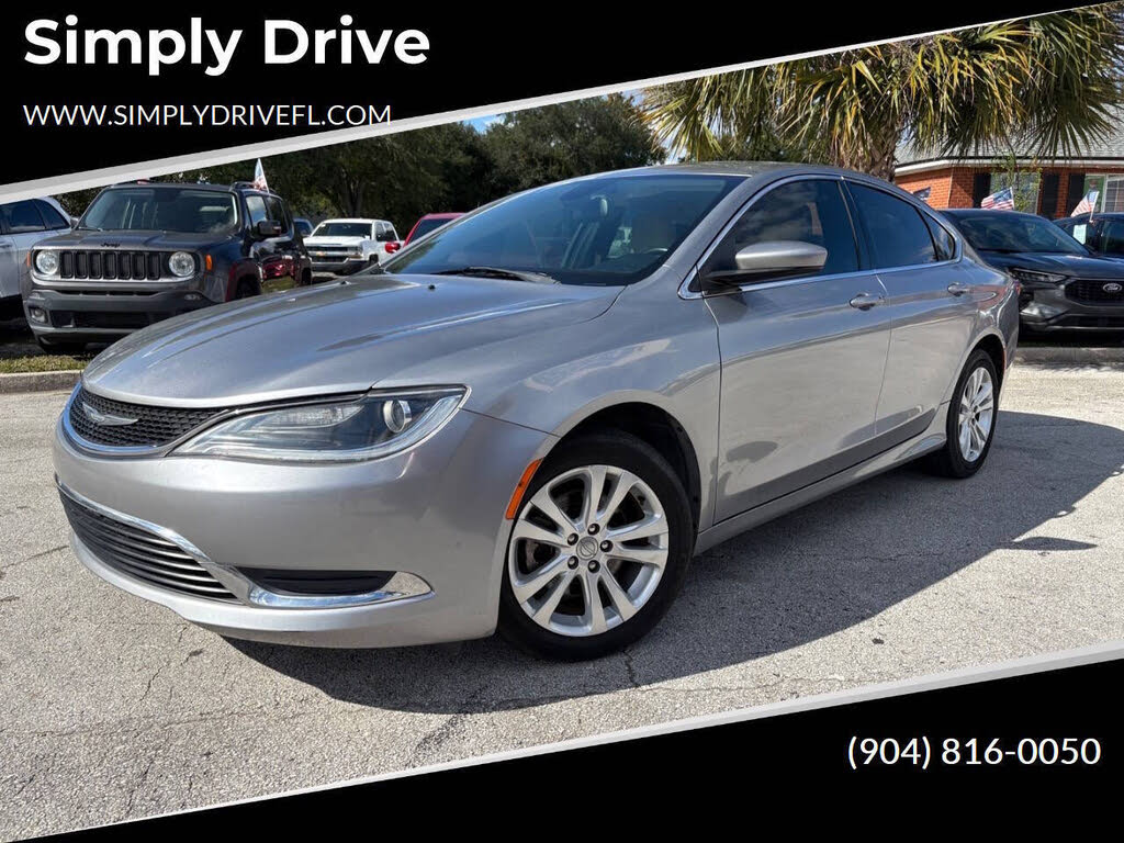 2015 Chrysler 200 Limited Sedan FWD