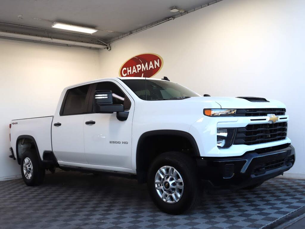 2024 Chevrolet Silverado 2500HD Custom Crew Cab 4WD