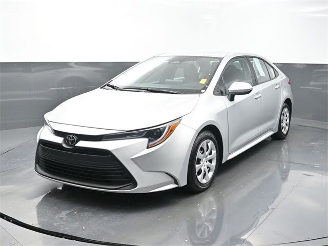 2025 Toyota Corolla LE FWD
