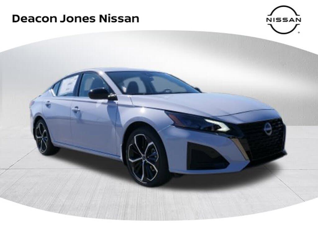 2025 Nissan Altima 2.5 SR FWD