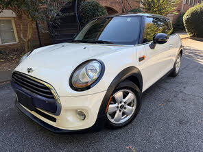 MINI Cooper 2-Door Hatchback FWD