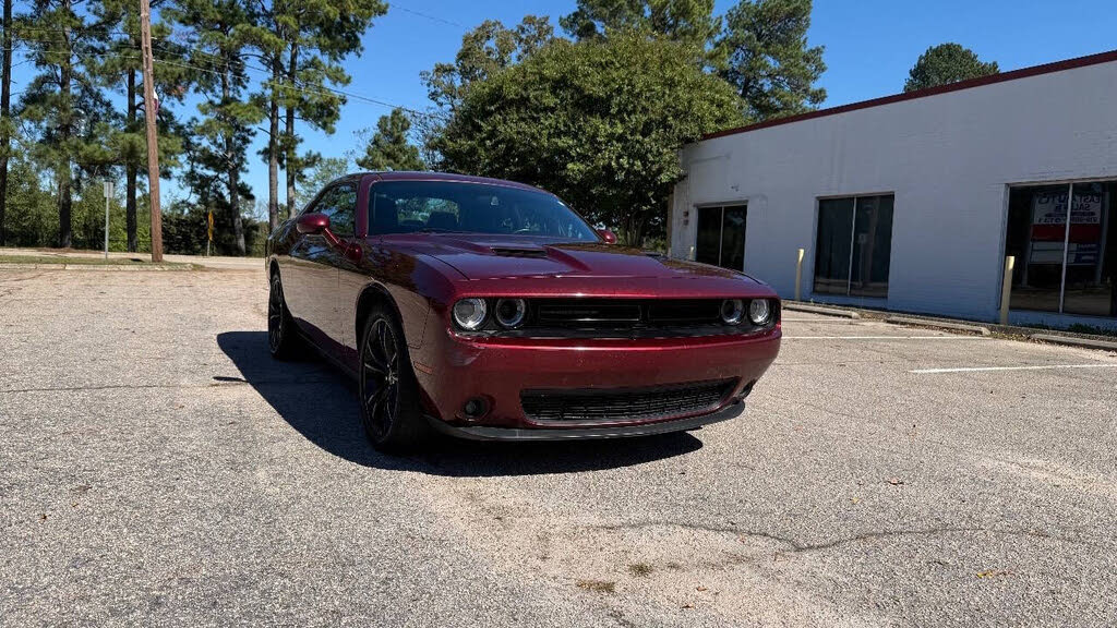 2018 Dodge Challenger SXT Plus RWD