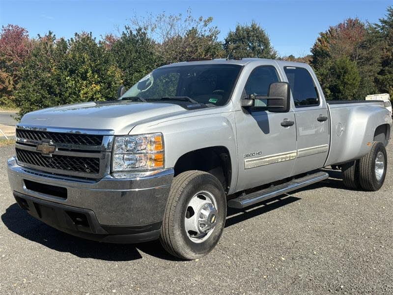2011 Chevrolet Silverado 3500HD LT Crew Cab LB DRW 4WD