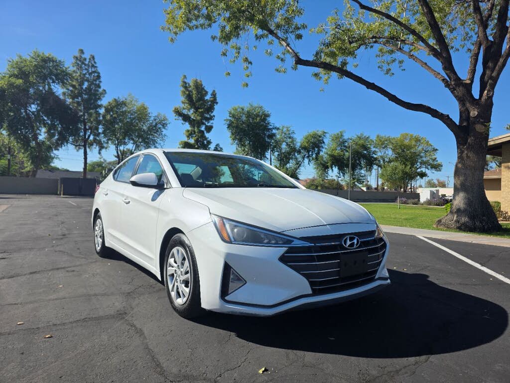 2019 Hyundai Elantra SE FWD
