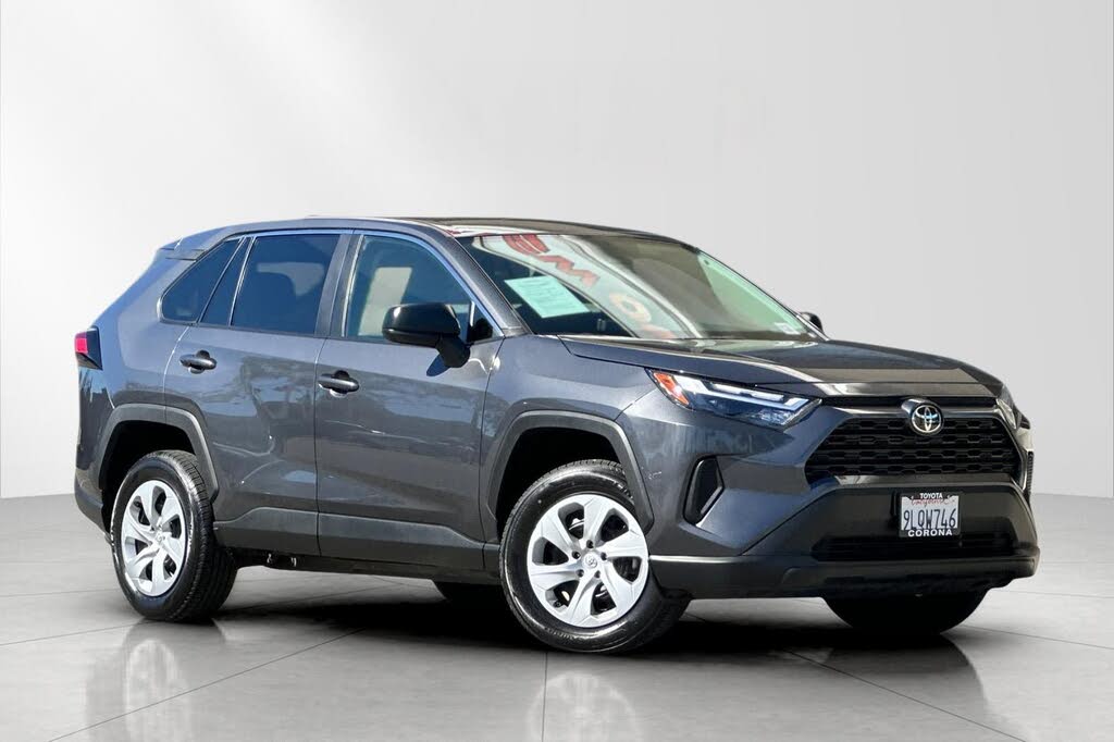 2024 Toyota RAV4 LE AWD