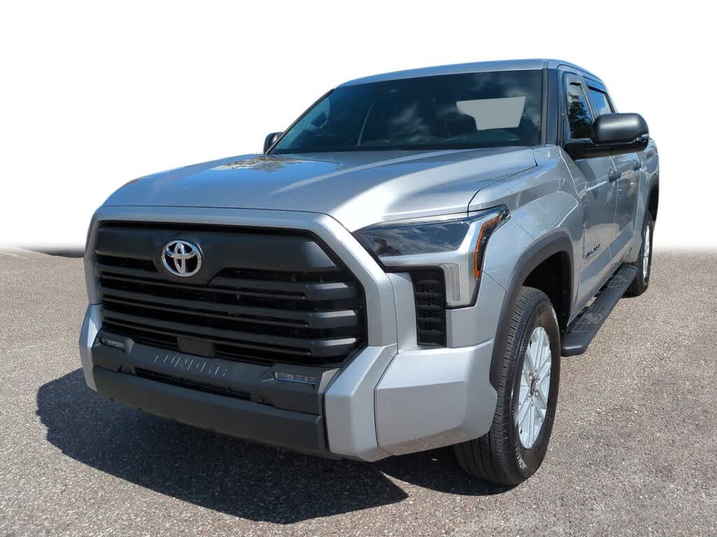 2025 Toyota Tundra SR5 CrewMax Cab 4WD