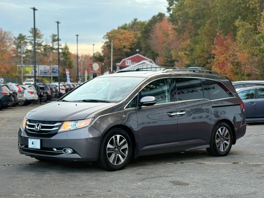 2014 Honda Odyssey Touring FWD