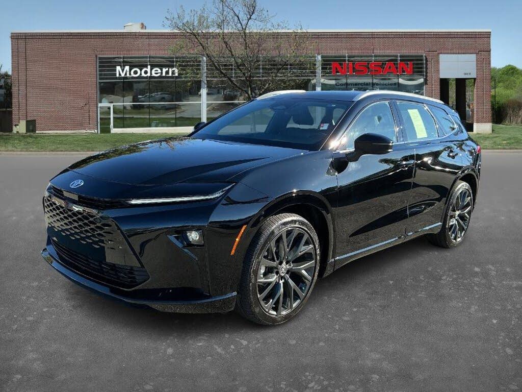 2025 Toyota Crown Signia Limited AWD