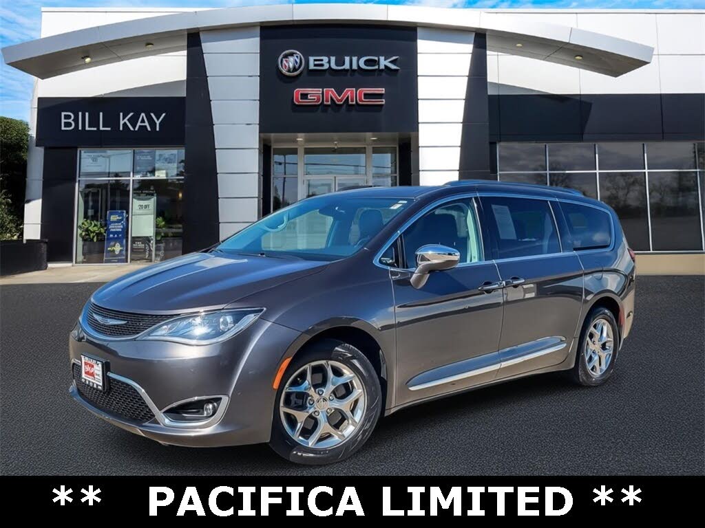 2017 Chrysler Pacifica Limited FWD