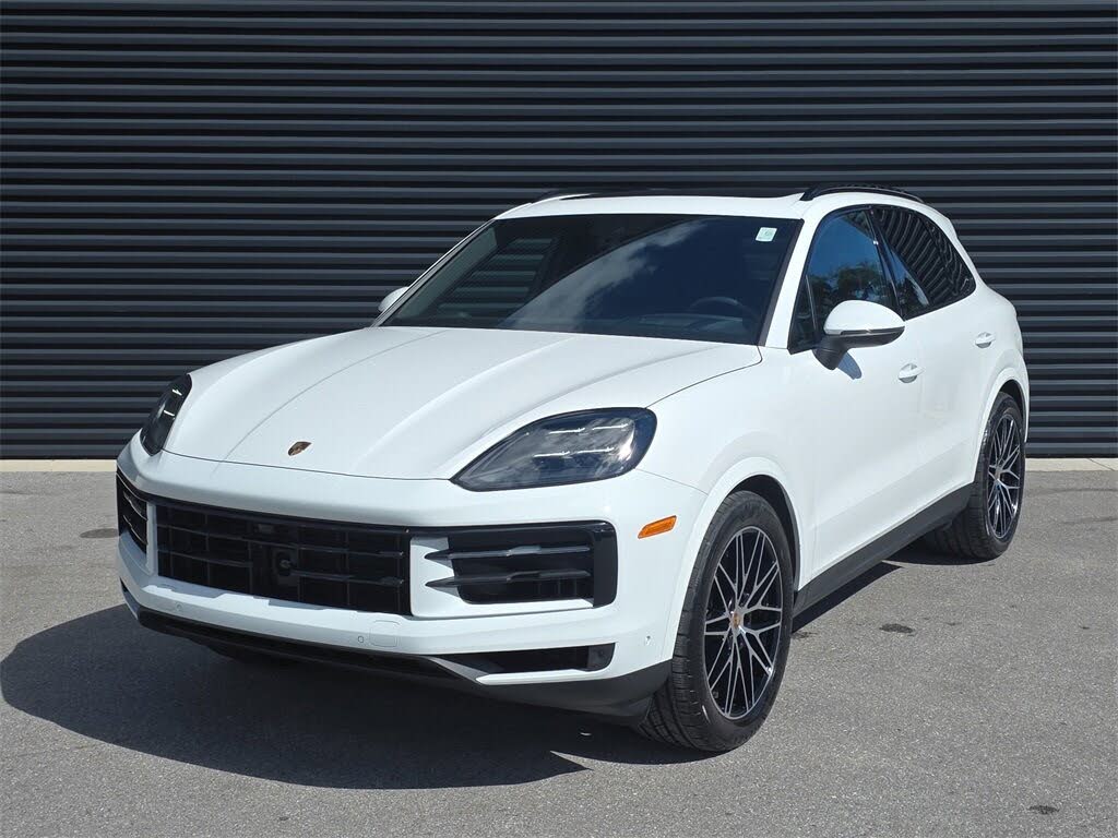 2025 Porsche Cayenne AWD