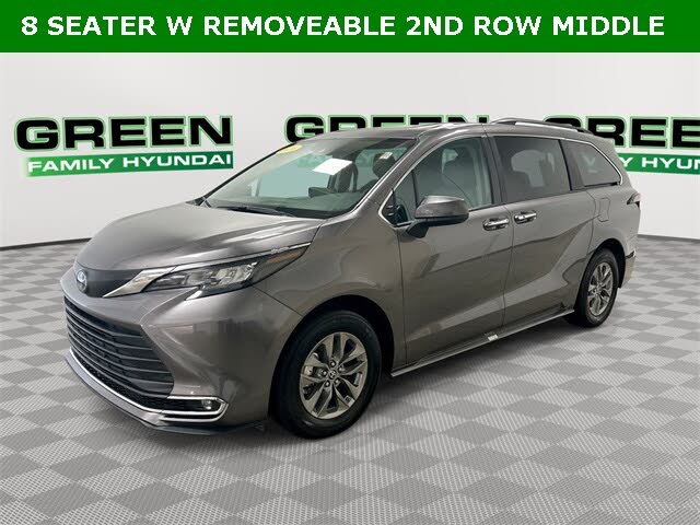 2024 Toyota Sienna XLE 7-Passenger FWD